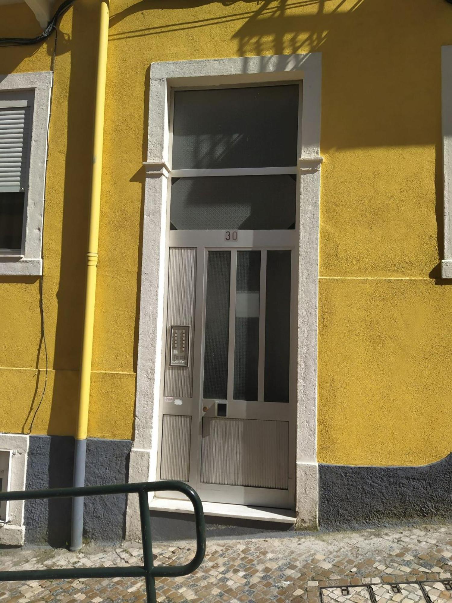 Charming Flat With 2 Bedrooms On Lisbon'S 7Th Hill エクステリア 写真