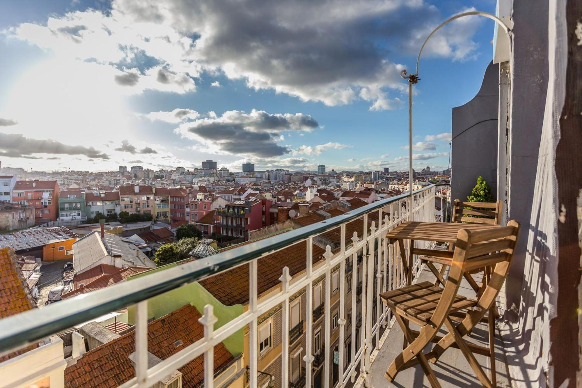 Charming Flat With 2 Bedrooms On Lisbon'S 7Th Hill エクステリア 写真